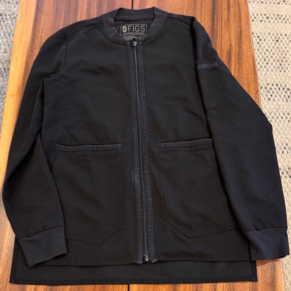 Figs womens Classic Black Lightweight Jacket